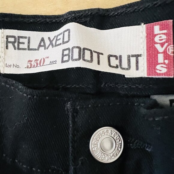 NWOT Levi's 550 Women Black Denim Jeans Sz 10M Relaxed Boot Cut Stretch Mid Rise - Picture 5 of 10